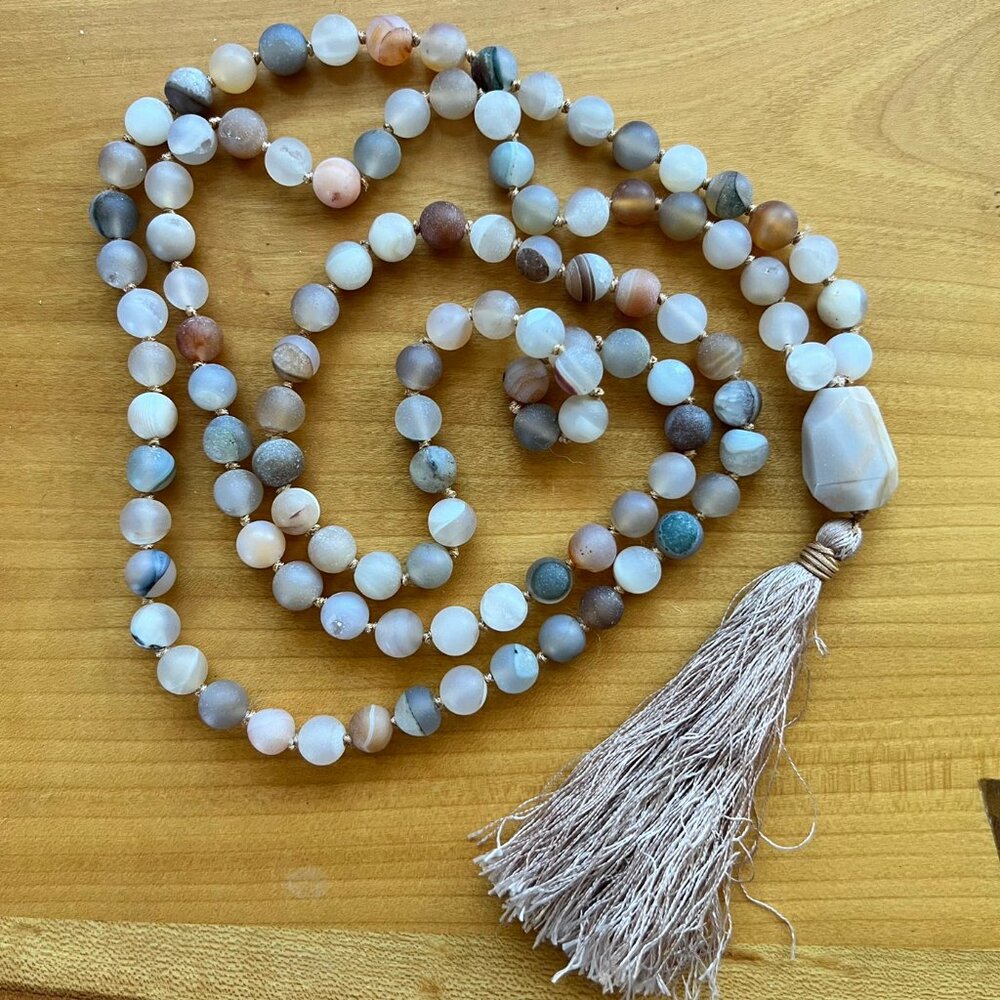 Druzy Agate and Peach Moonstone Hand-Knotted Mala Bead Necklace